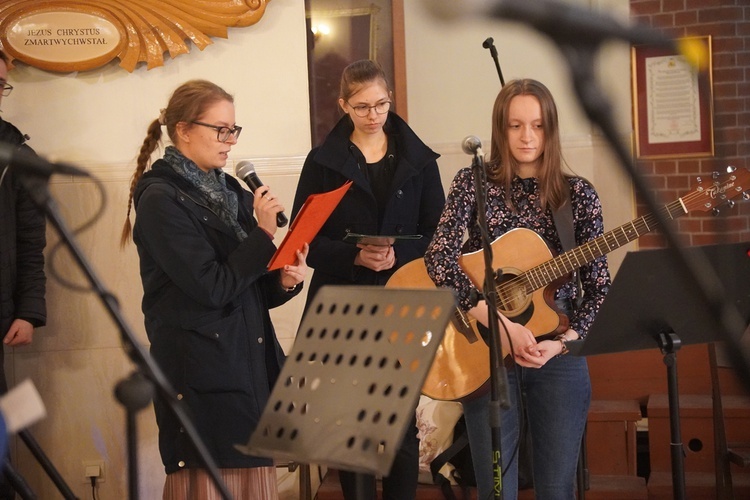 Czuwanie "Ogień dwóch Serc" w parafii pw. św. Maksymiliana M. Kolbego we Wrocławiu