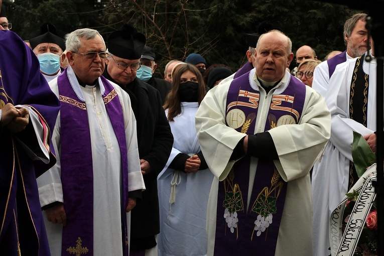 Pogrzeb śp. ks. kan. Zbigniewa Zapaśnika