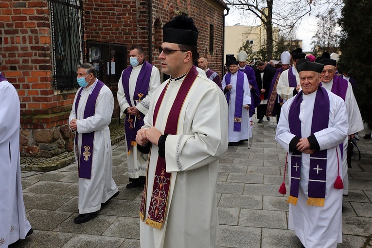 Pogrzeb śp. ks. kan. Zbigniewa Zapaśnika