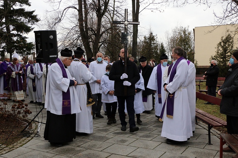 Pogrzeb śp. ks. kan. Zbigniewa Zapaśnika