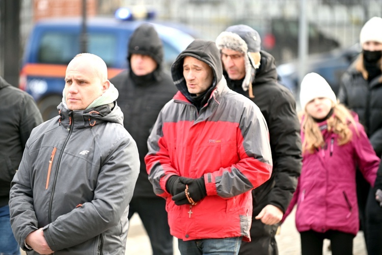 Świdnica. Znów wyszli z różańcami na ulice