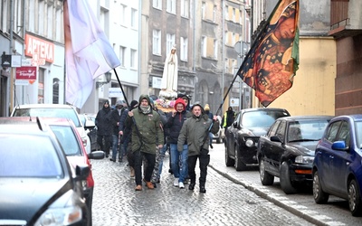 Świdnica. Znów wyszli z różańcami na ulice