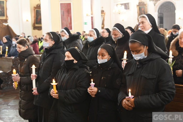 Konsekrowani u Pani Cierpliwie Słuchającej