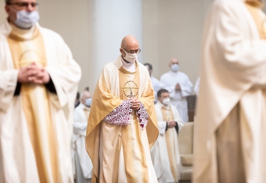 Liturgiczne rozpoczęcie posługi arcybiskupa koadiutora cz.2