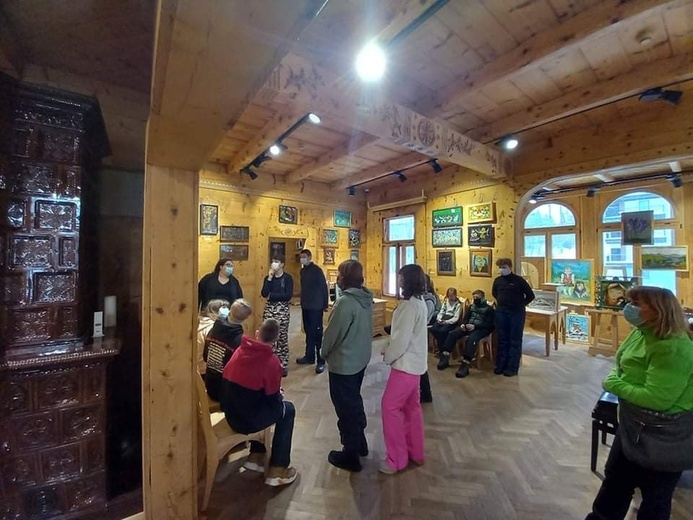 Nowa Ruda-Słupiec. Zorganizowali młodym zimowisko 