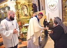 ◄	Uroczystej Eucharystii przewodniczył biskup Osial.