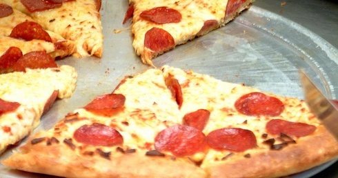Dziś Międzynarodowy Dzień Pizzy - poznaj 5 tajemnic doskonałej pizzy!