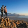 Turyści podziwiający zapierający dech w piersiach widok na Wielkie Jezioro Słone.
28.01.2022  Stan Utah, USA 