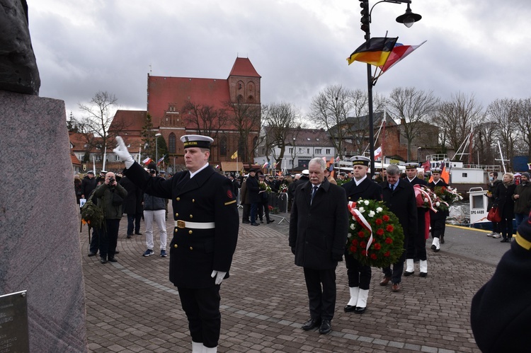 Zaślubiny Polski z Bałtykiem - 102. rocznica w Pucku