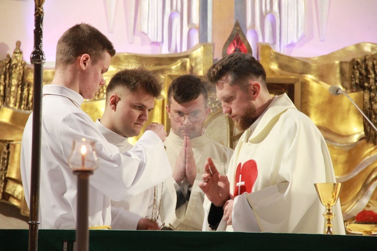 Pustków-Osiedle. Walentyka dla Jezusa po raz 10.