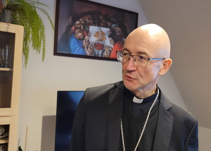 Abp Adrian Galbas odwiedził ząbkowicki DOM pallotynów