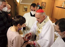 Podczas Eucharystii pacjentom został udzielony sakrament chorych.