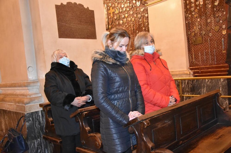 Dębica-Latoszyn. Zawierzenie na Jasnej Górze