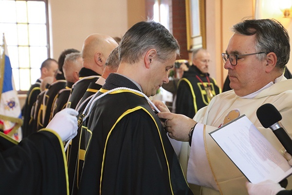 ▲	Do organizacji zostali włączeni panowie z Płocka, a także dwóch kandydatów z parafii w Białej oraz jeden kadet.