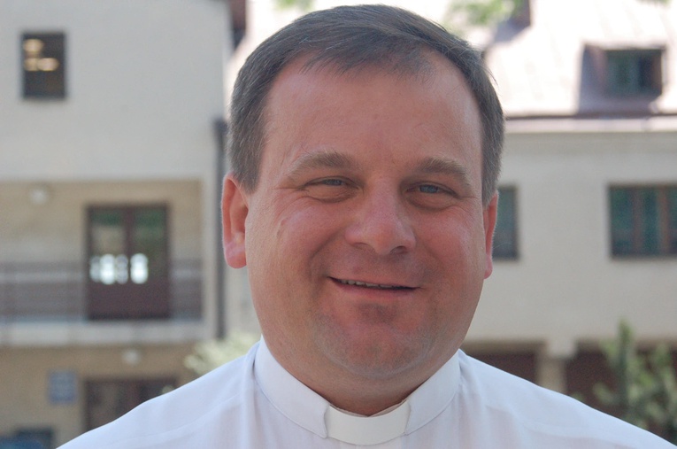 Ks. Mariusz Nakonieczny podkreśla, że chorzy są wielkim skarbem parafii.