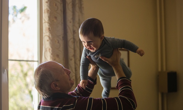 Papież: Dziadkowie i babcie są skarbem ludzkości