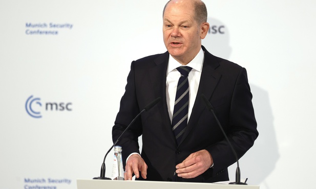 Scholz: agresja wojskowa przeciw Ukrainie będzie poważnym błędem