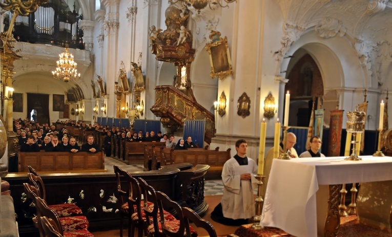 Drugi Jadwiżański Wieczór Uwielbienia