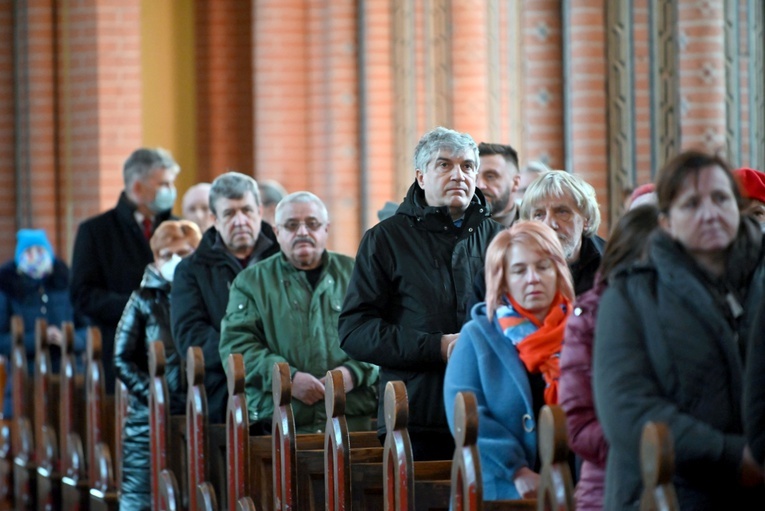 Msza św. i spotkanie w ramach konsultacji synodalnych