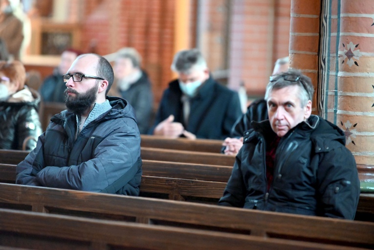 Msza św. i spotkanie w ramach konsultacji synodalnych