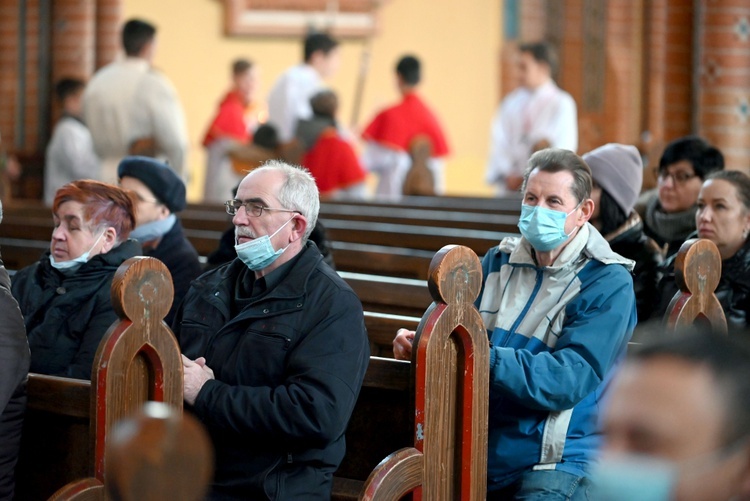 Msza św. i spotkanie w ramach konsultacji synodalnych