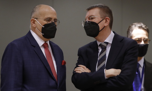 Rau: Zapadły decyzje co do treści sankcji na Rosję