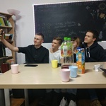 Bal karnawałowy młodzieży na Krzykach pod hasłem: "Dziki Zachód"