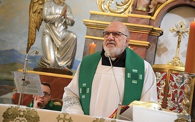 ▲	Zakonnik jest członkiem Zgromadzenia Misjonarzy Najświętszej Eucharystii.