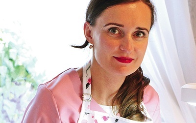 	Marta nie boi się mówić o Bogu w swojej pracy. Okazuje się,  że w ewangelizacji  przy zabiegach upiększających jest niezwykle skuteczna.