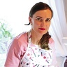	Marta nie boi się mówić o Bogu w swojej pracy. Okazuje się,  że w ewangelizacji  przy zabiegach upiększających jest niezwykle skuteczna.