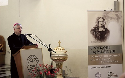 Biskup legnicki Andrzej Siemieniewski podkreślał, że trzeba więcej takich wydarzeń.