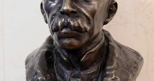 Odsłonięto popiersie Ruya Barbosy