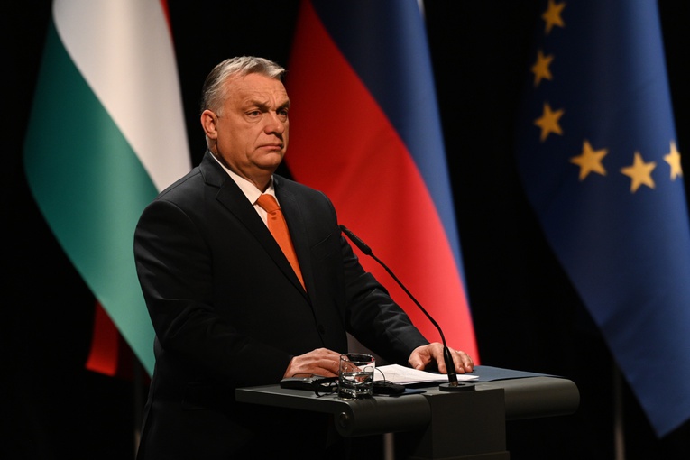 Orban: Musimy trzymać się z dala od konfliktu rosyjsko-ukraińskiego