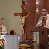 Msza św. rozoczęła I spotkanie synodalne w rejonie skierniewickim.