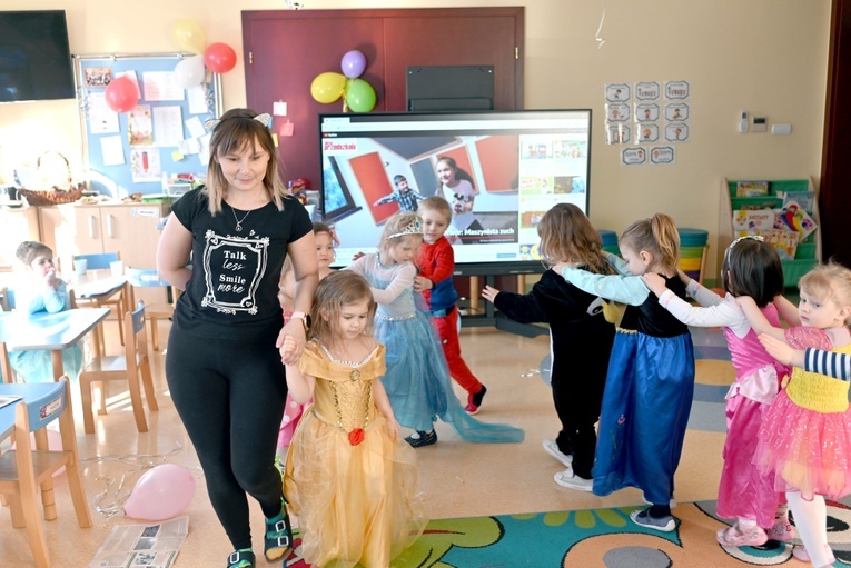 Bal karnawałowy u sióstr prezentek