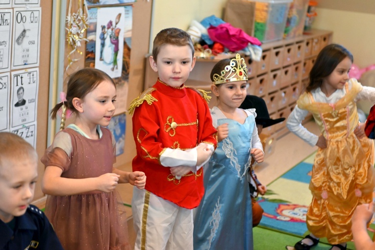 Bal karnawałowy u sióstr prezentek