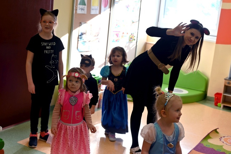 Bal karnawałowy u sióstr prezentek