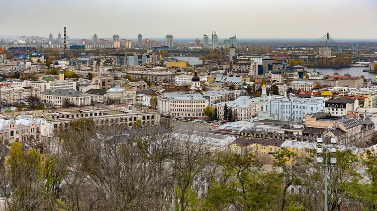 Kijów: Zniszczenia w katedrze i rezydencji abp. Szewczuka po ataku rosyjskich dronów