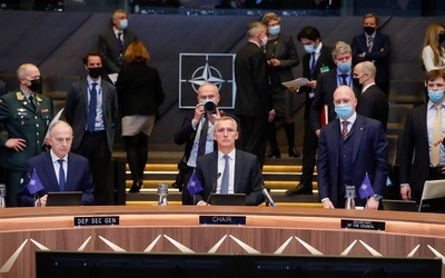 NATO: Świat pociągnie Rosję i Białoruś do odpowiedzialności za ich działania