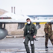Włochy wyślą żołnierzy i samoloty do Rumunii