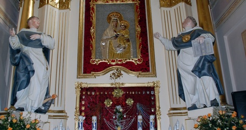 Modlitwa w kaplicy cudownego obrazu Matki Bożej Różańcowej w Wysokim Kole będzie trwać do 7 marca.