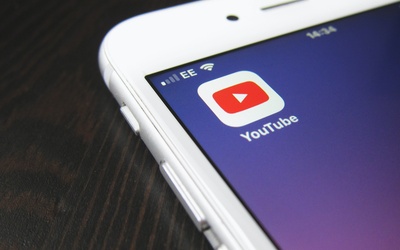 YouTube zapowiada restrykcje wobec rosyjskiej telewizji propagandowej RT