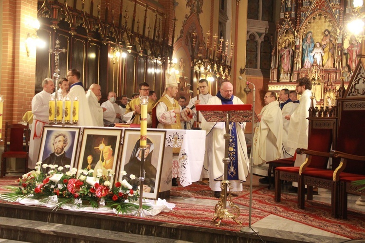 Tarnów. Noc walki o błogosławieństwo dla Polski