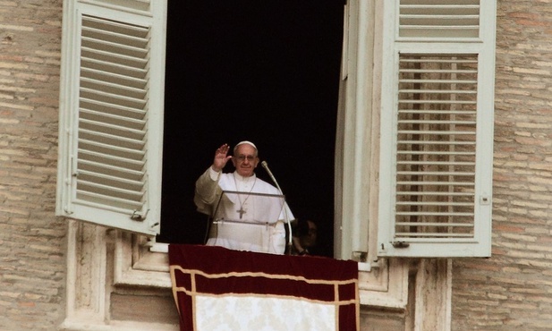 Franciszek: oczyśćmy nasze spojrzenia i naszą mowę 