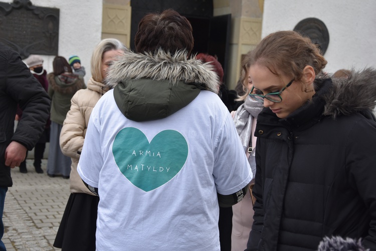 Kiermasz ciast dla Matyldy w ludźmierskim sanktuarium