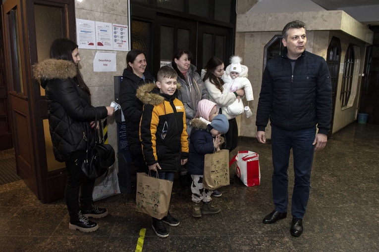 Uchodźcy z Ukrainy docierają na Śląsk