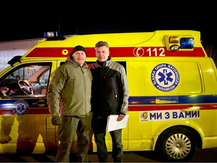 Ambulans z Bytomia już w Ukrainie