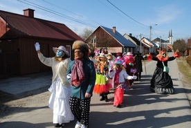 Barwny korowód przeszedł ulicami Radomyśla.