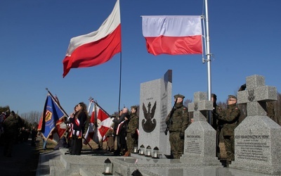 Katowice. O Ukrainie nad grobami wyklętych