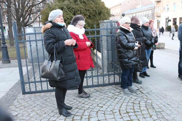 Różańcowa modlitwa o pokój